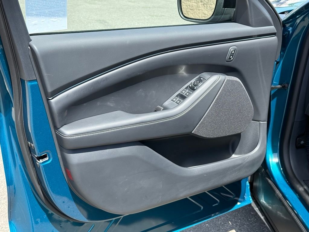 New 2026 Adriatic Blue Metallic Ford Select image 13