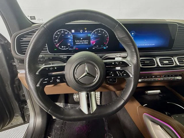 Used 2024  Mercedes-Benz GLS 450 image 12