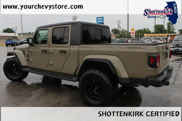 Used 2020 Green Jeep Altitude image 3