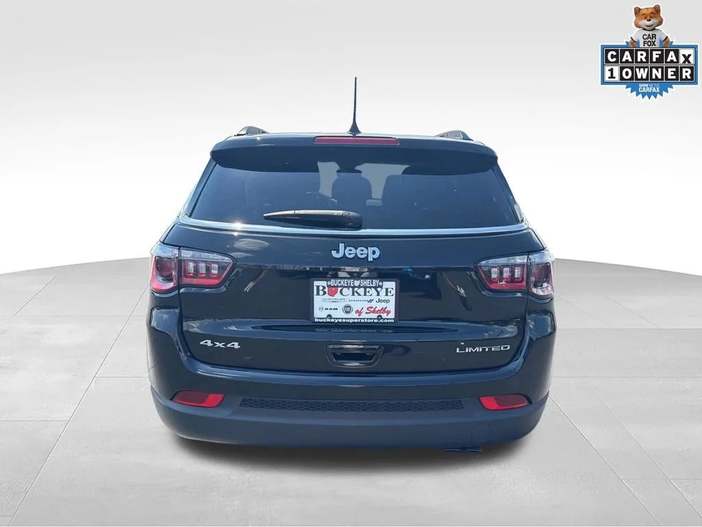 Used 2022 Black Jeep Limited image 4