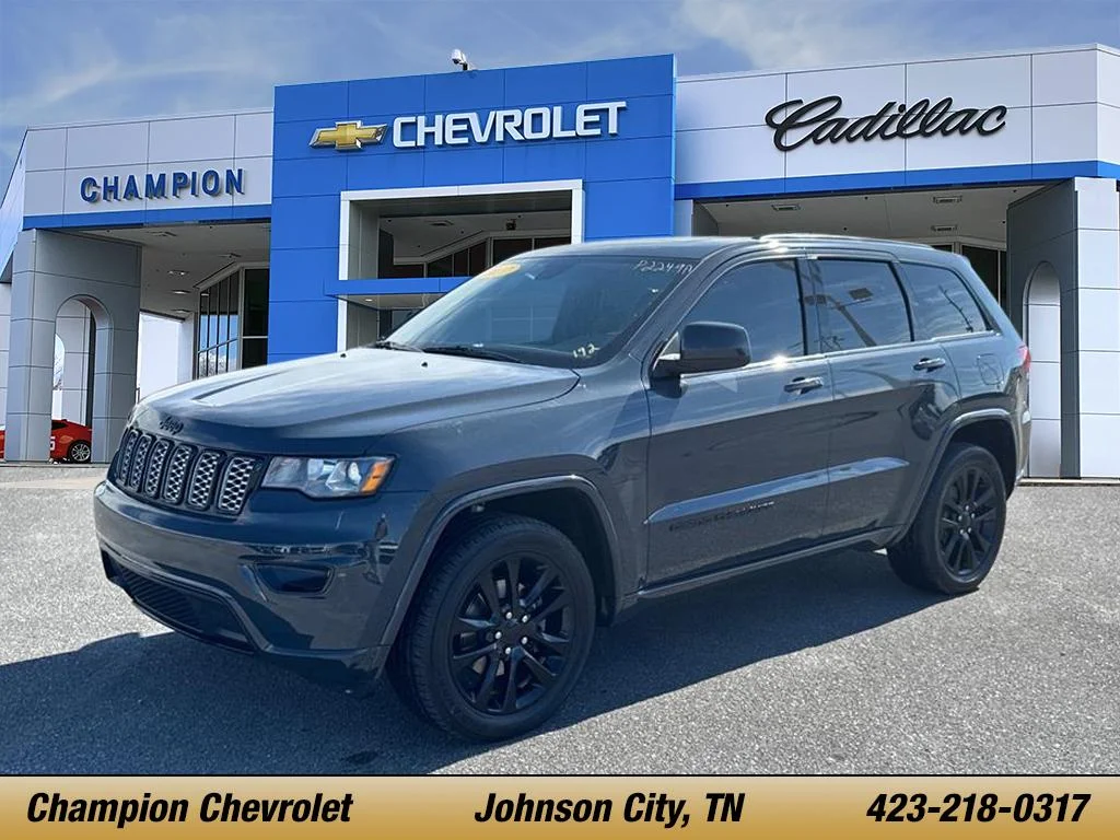 2017 Jeep Grand Cherokee Altitude 4WD's photo
