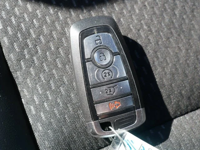 Used 2025 Gray Ford ST-Line Select image 35