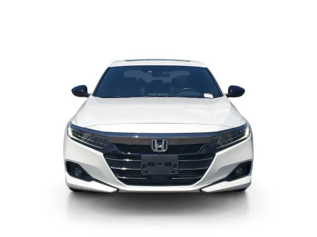 Used 2021  Honda Sport image 2