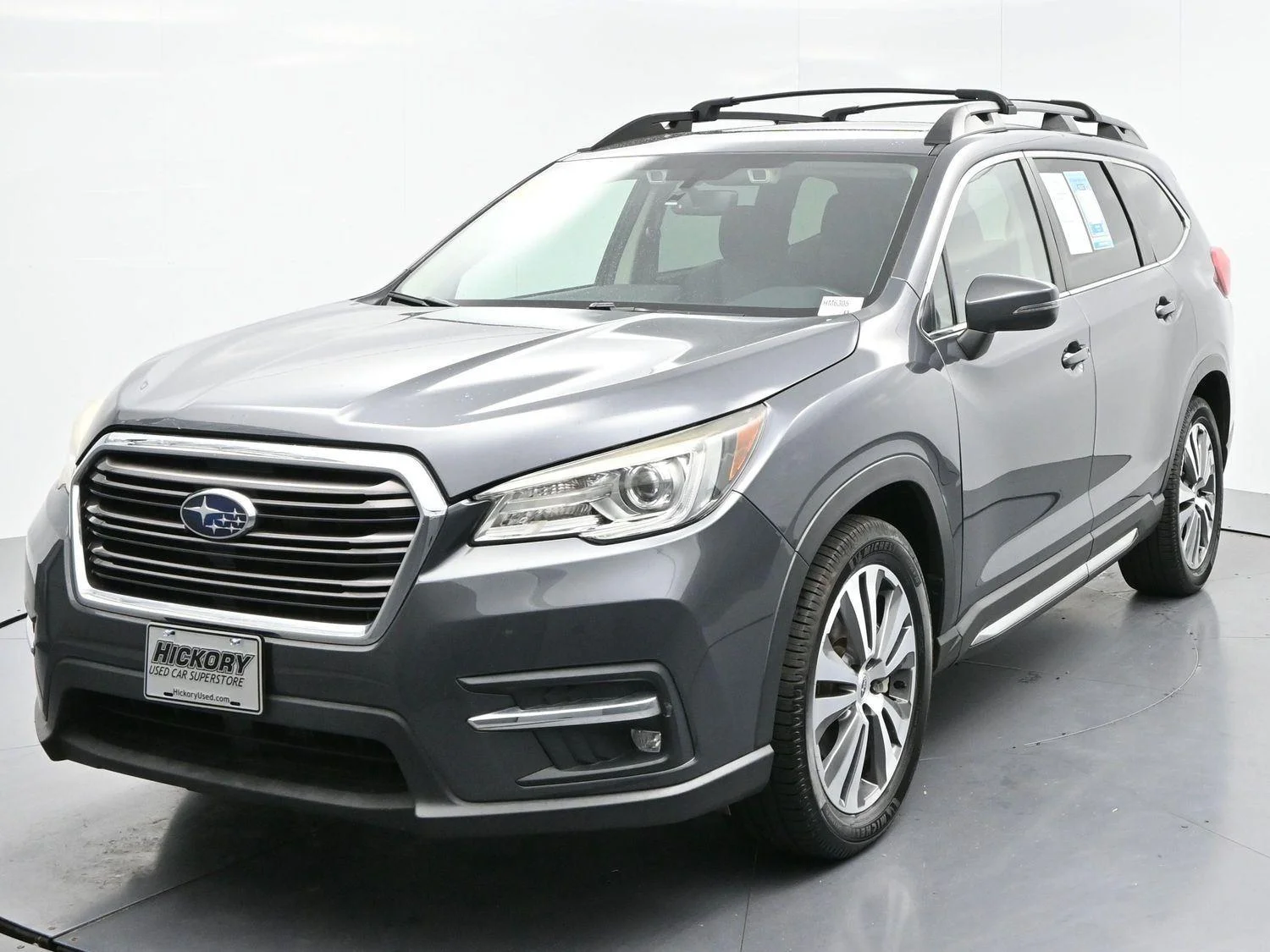 Used 2021 Magnetite Gray Metallic Subaru Limited image 3