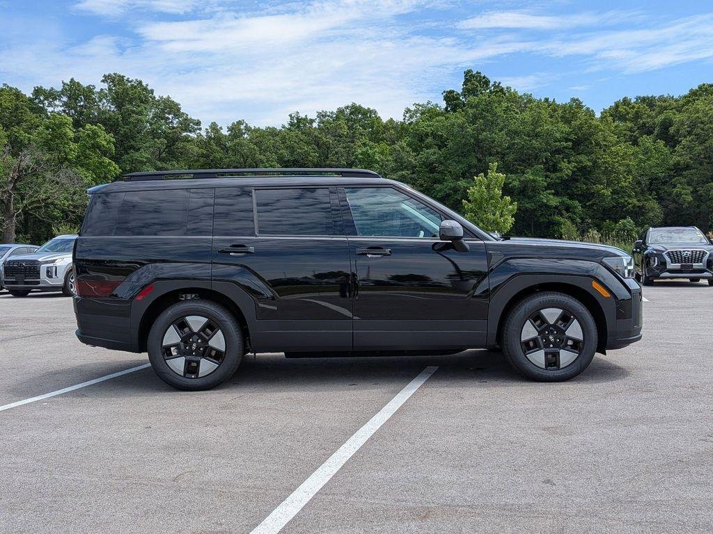 New 2026 Black Hyundai SEL image 8
