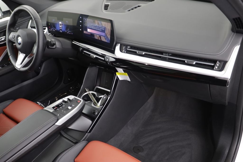 Certified Used 2025 Alpine White BMW xDrive28i image 18