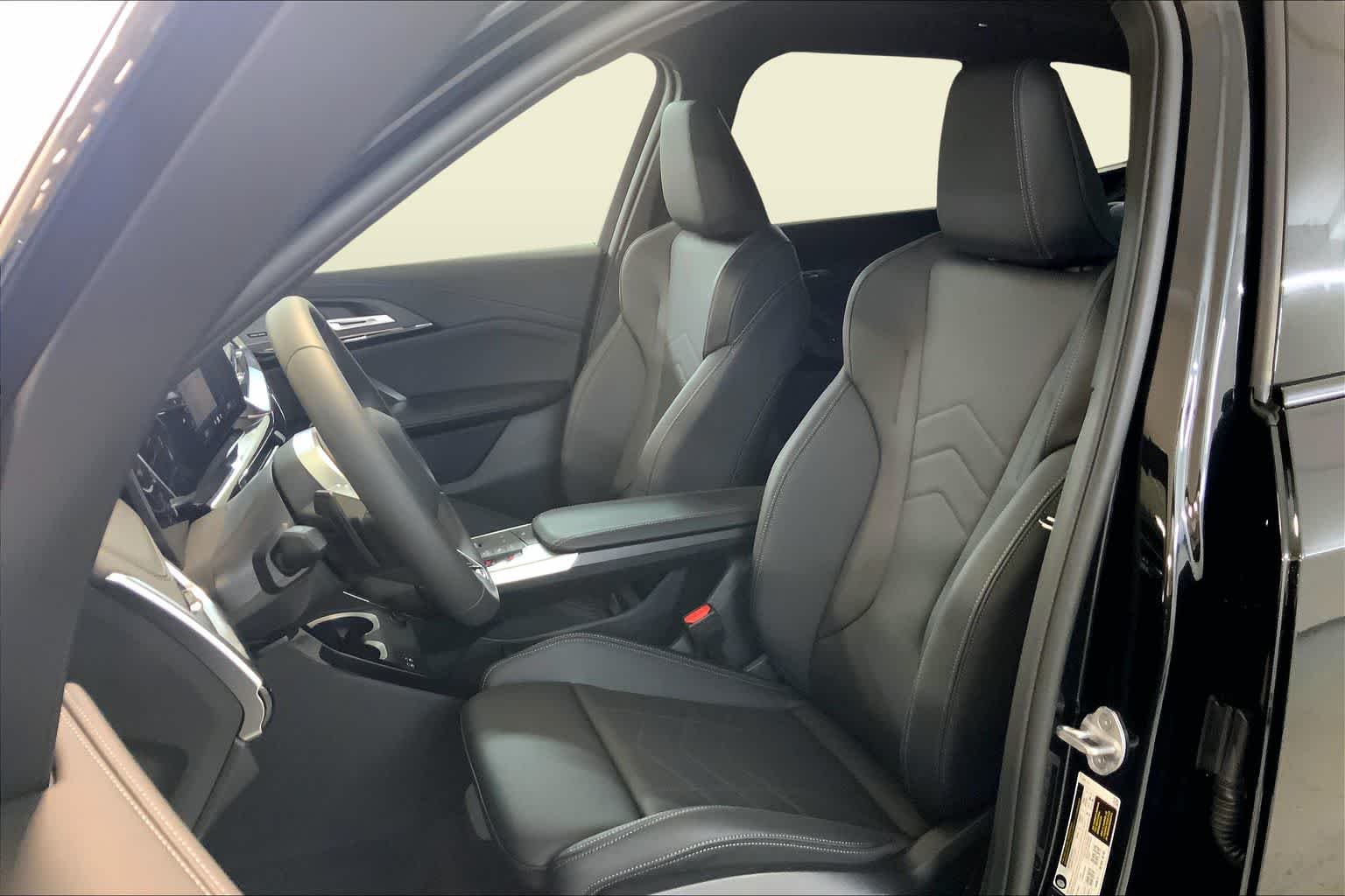 2026 BMW X1 28i - Photo 9