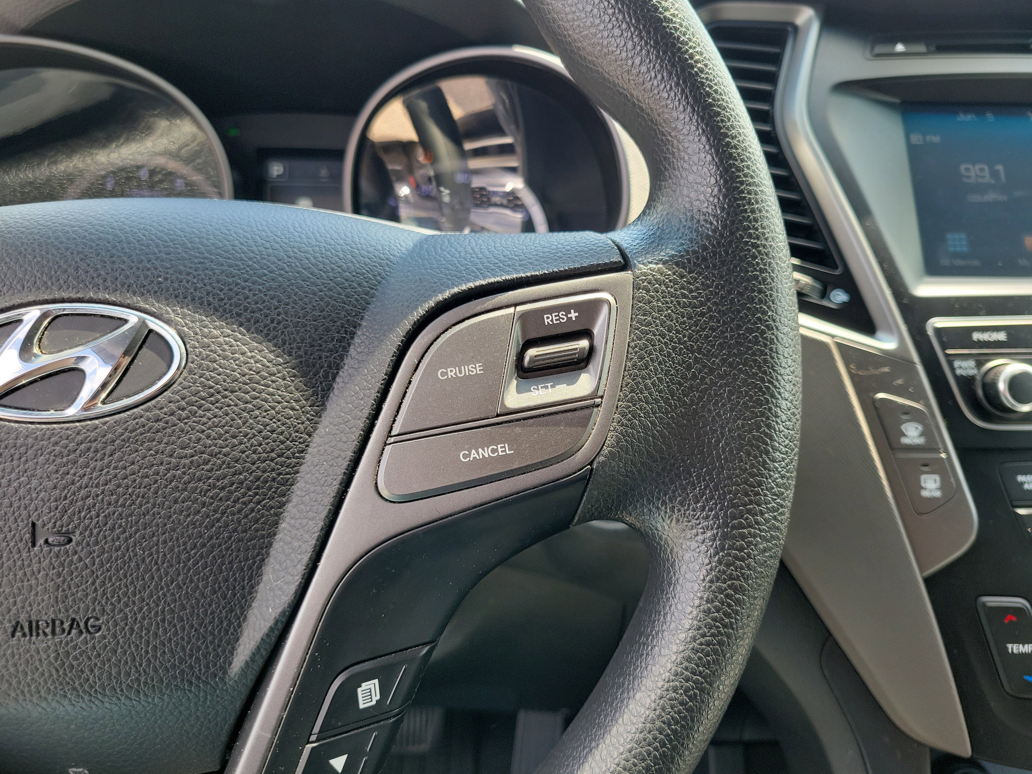 Used 2018 Mineral Gray Hyundai 2.4L image 23