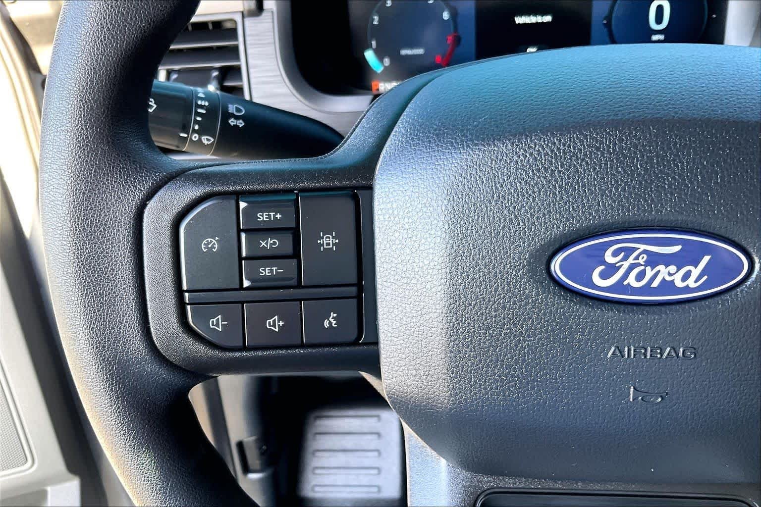 Used 2025 Iconic Silver Metallic Ford XL image 18