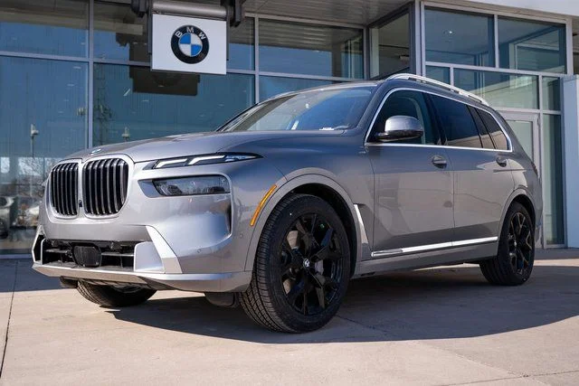 2026 BMW X7 xDrive40i's photo