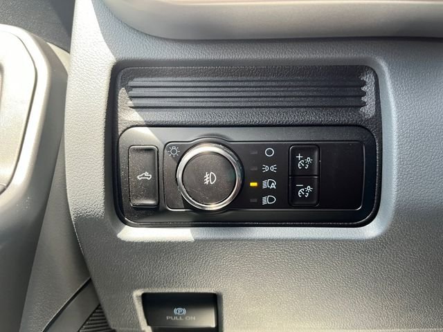 Used 2024 Silver Ford XL image 10