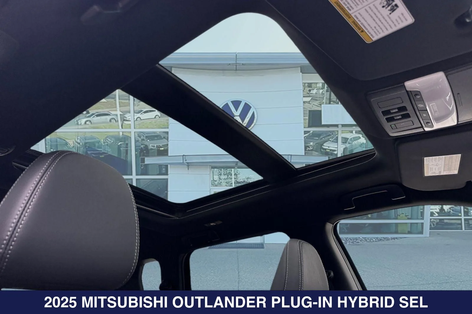 2025 Mitsubishi Outlander Plug-in Hybrid SEL Black Edition - Photo 17