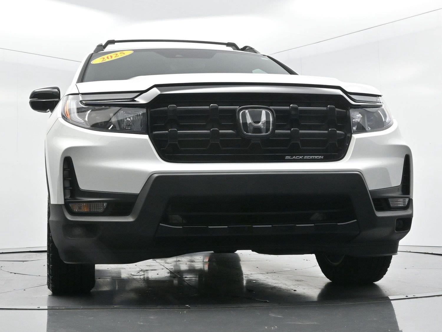 Used 2025 White Honda Black Edition image 46