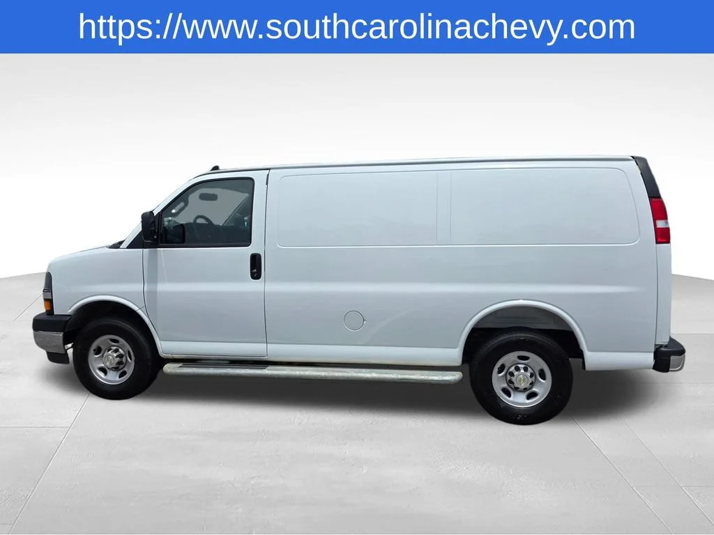 Used 2025 Summit White Chevrolet WT image 29