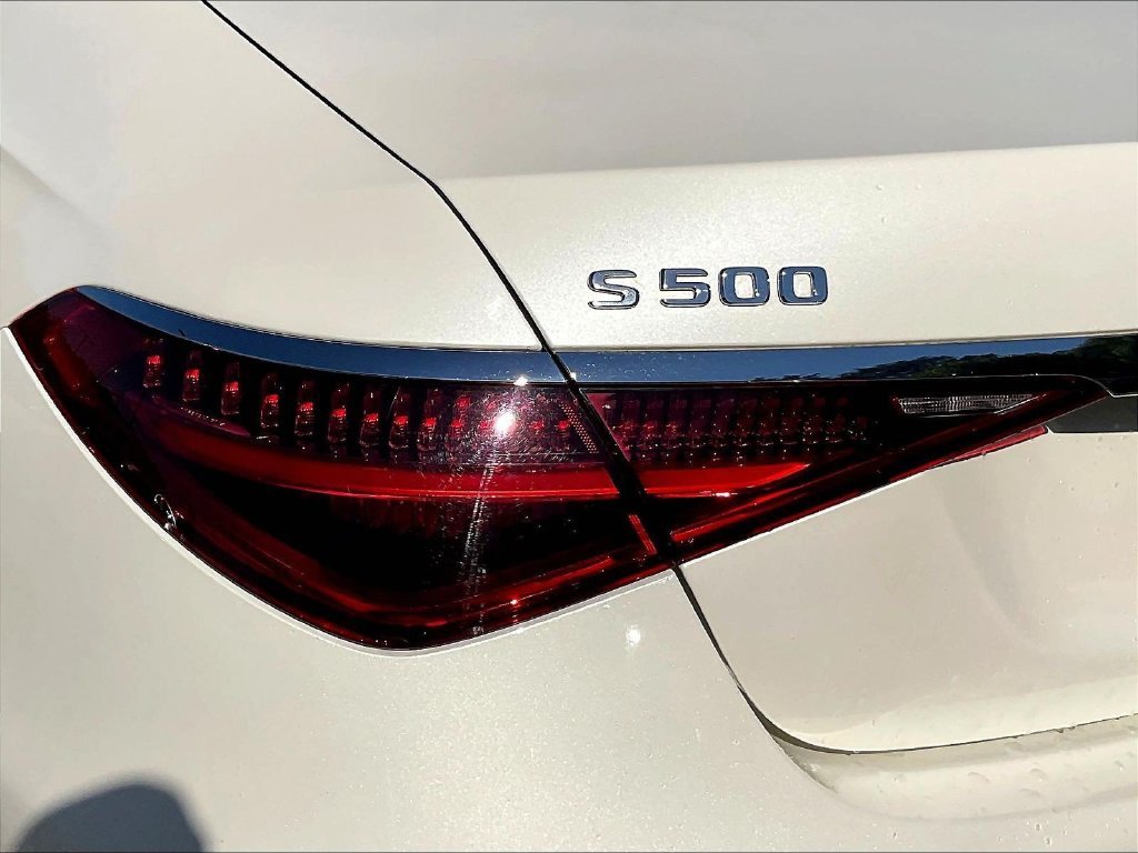 Certified Used 2023 MANUFAKTUR Diamond White Mercedes-Benz S 500 image 25