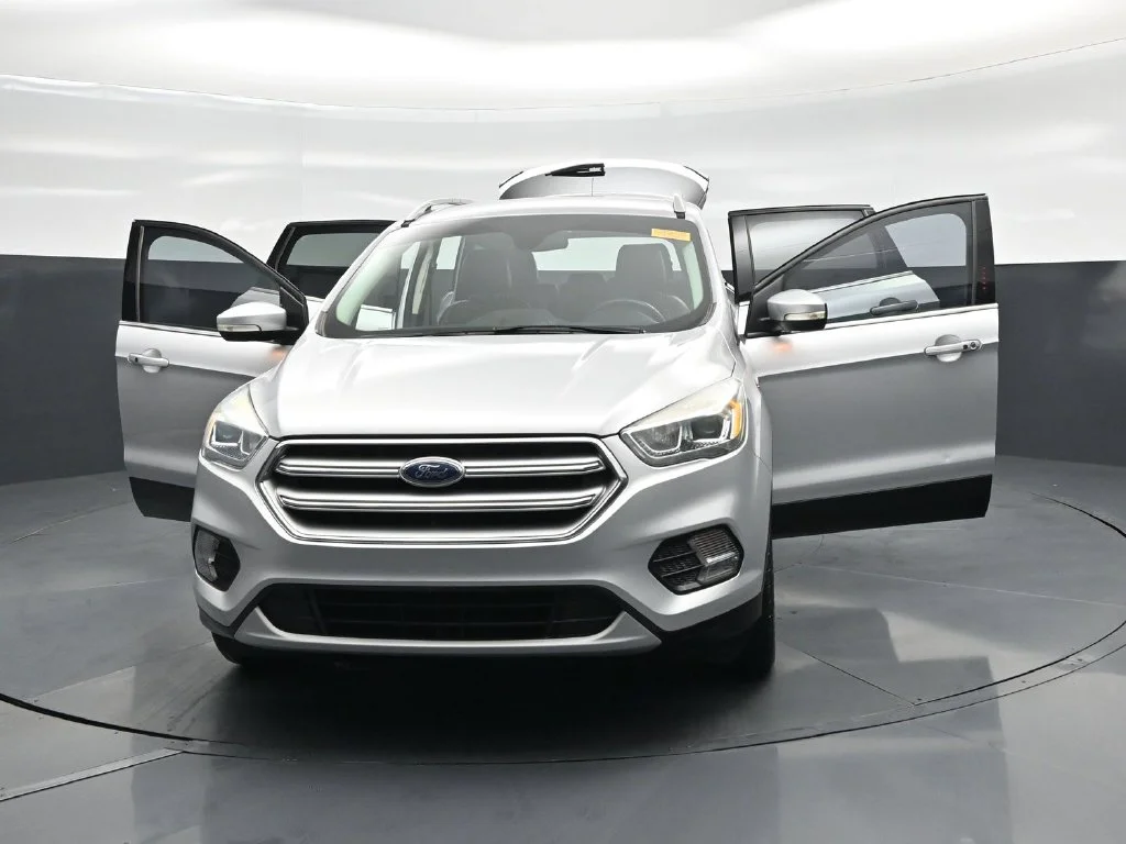 Used 2017 Silver Ford Titanium image 29