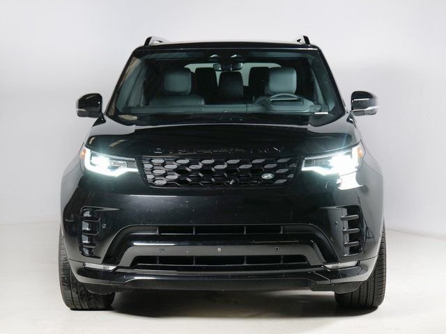 Certified Used 2025 Santorini Black Metallic Land Rover Dynamic SE image 8