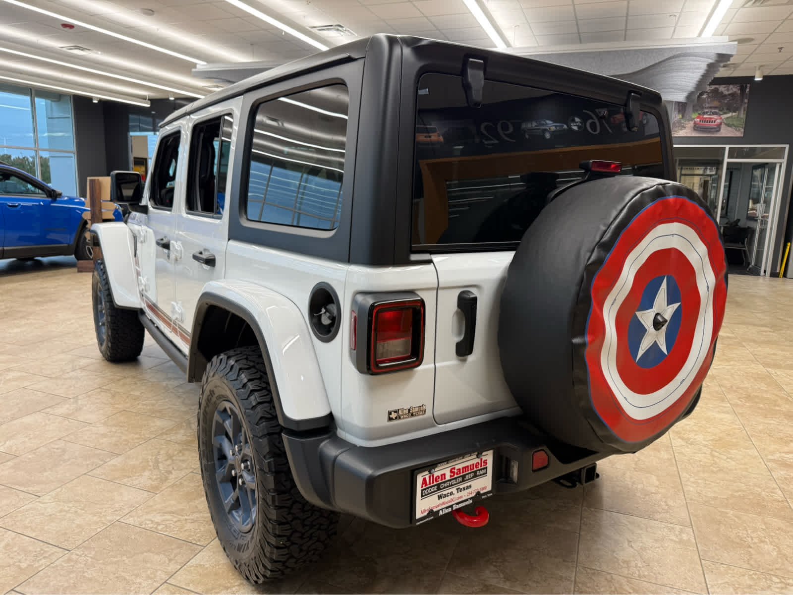 New 2026 BRIGHT WHITE CLEAR COAT Jeep Sport S image 8