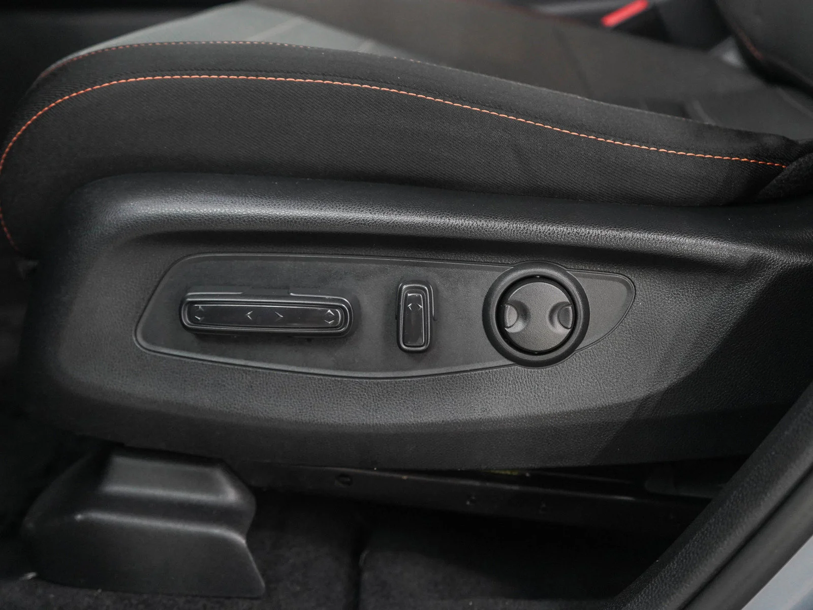 Used 2024  Honda 5D WAGON HYBRID SPORT AWD image 27