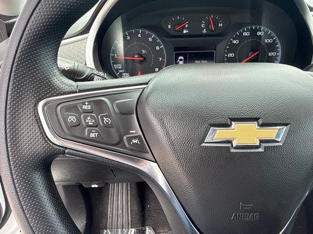 Used 2025 White Chevrolet LT image 26