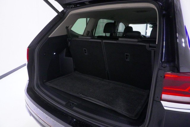 Used 2024 BLACK Volkswagen 2.0T SE w/Technology image 8
