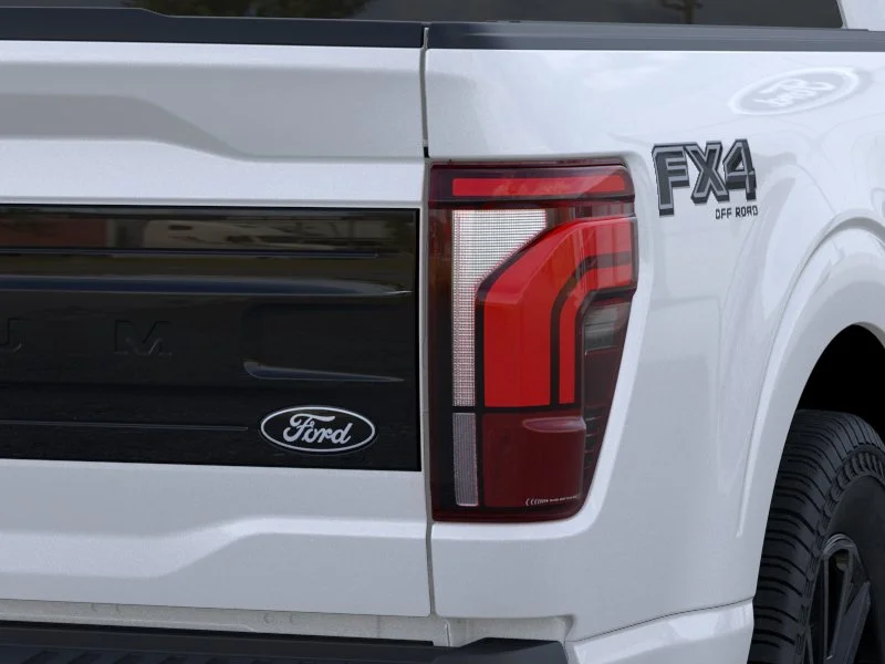 New 2026 Star White Metallic Tri-Coat Ford Platinum® image 21