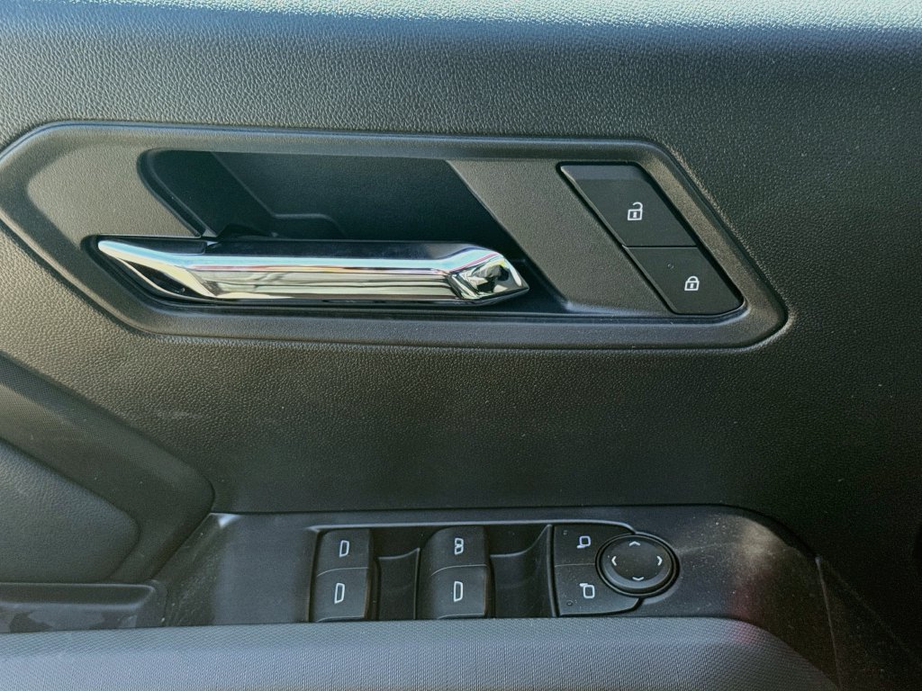 2026 Chevrolet Colorado LT - Photo 18