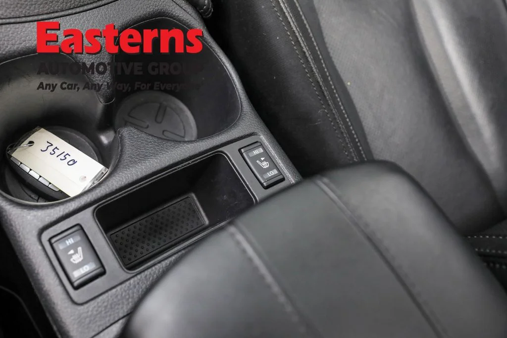 Used 2020 Black Nissan SL image 21