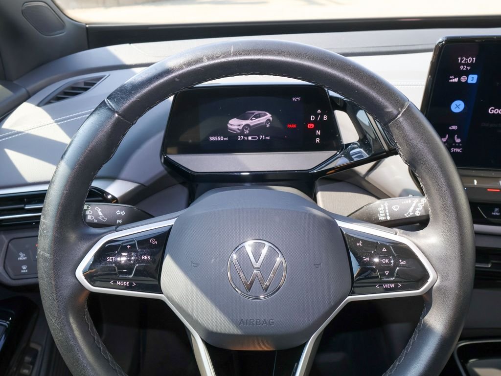 Certified Used 2023 Silver Volkswagen Pro S image 22