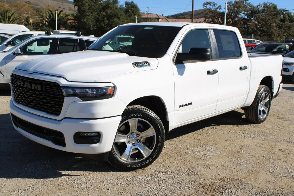 2025 RAM 1500 Tradesman Crew Cab 5'7's photo