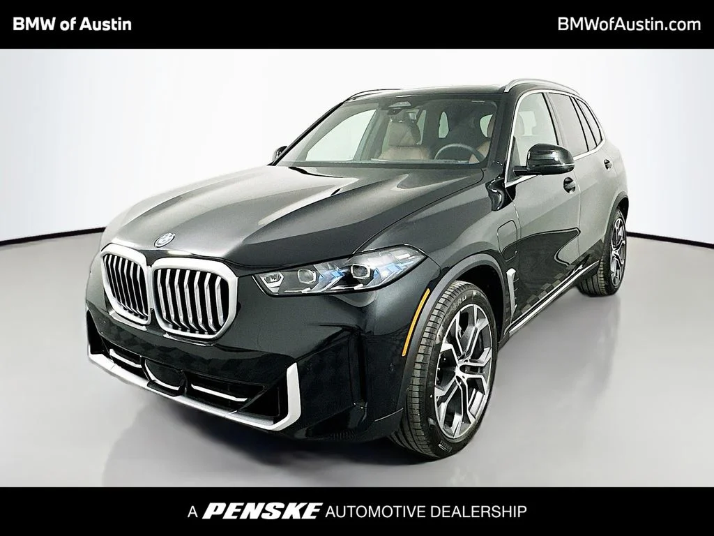 2026 BMW X5 xDrive50e's photo