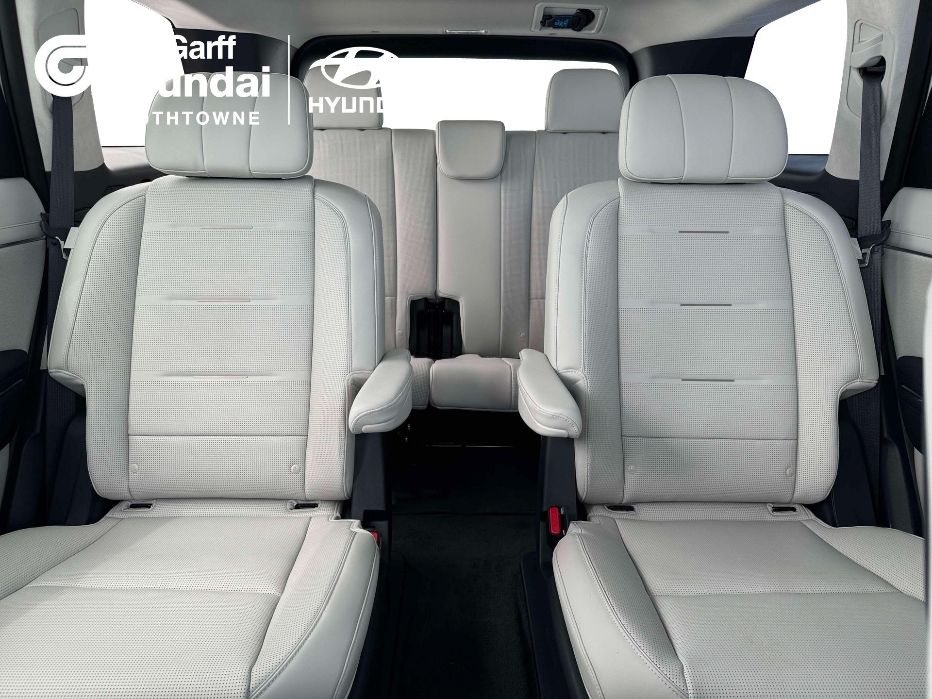 New 2026 Abyss Black Pearl Hyundai Calligraphy image 17