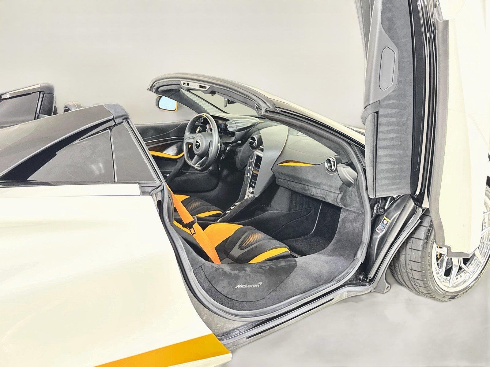 Used 2024 Monaco White 60th Anniversary Triple Crown McLaren Spider | 468K MSRP image 26