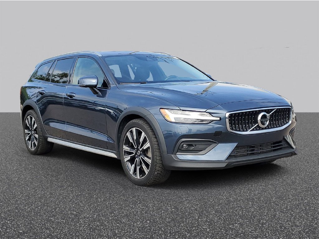 Used 2020  Volvo T5 image 4