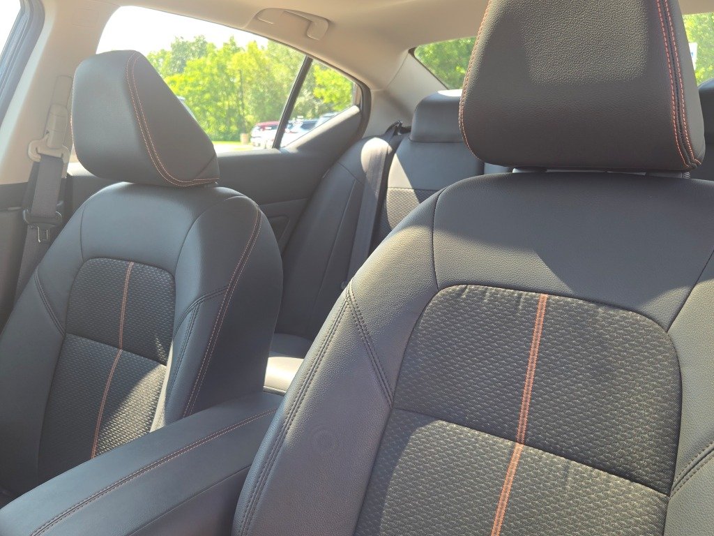 Used 2022 Black Nissan 2.5 SR image 21