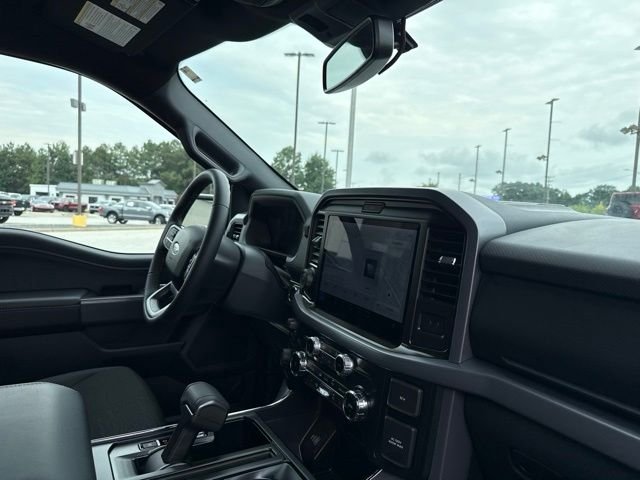 New 2026 Avalanche Ford XLT image 13