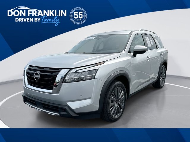 2024 Nissan Pathfinder SL