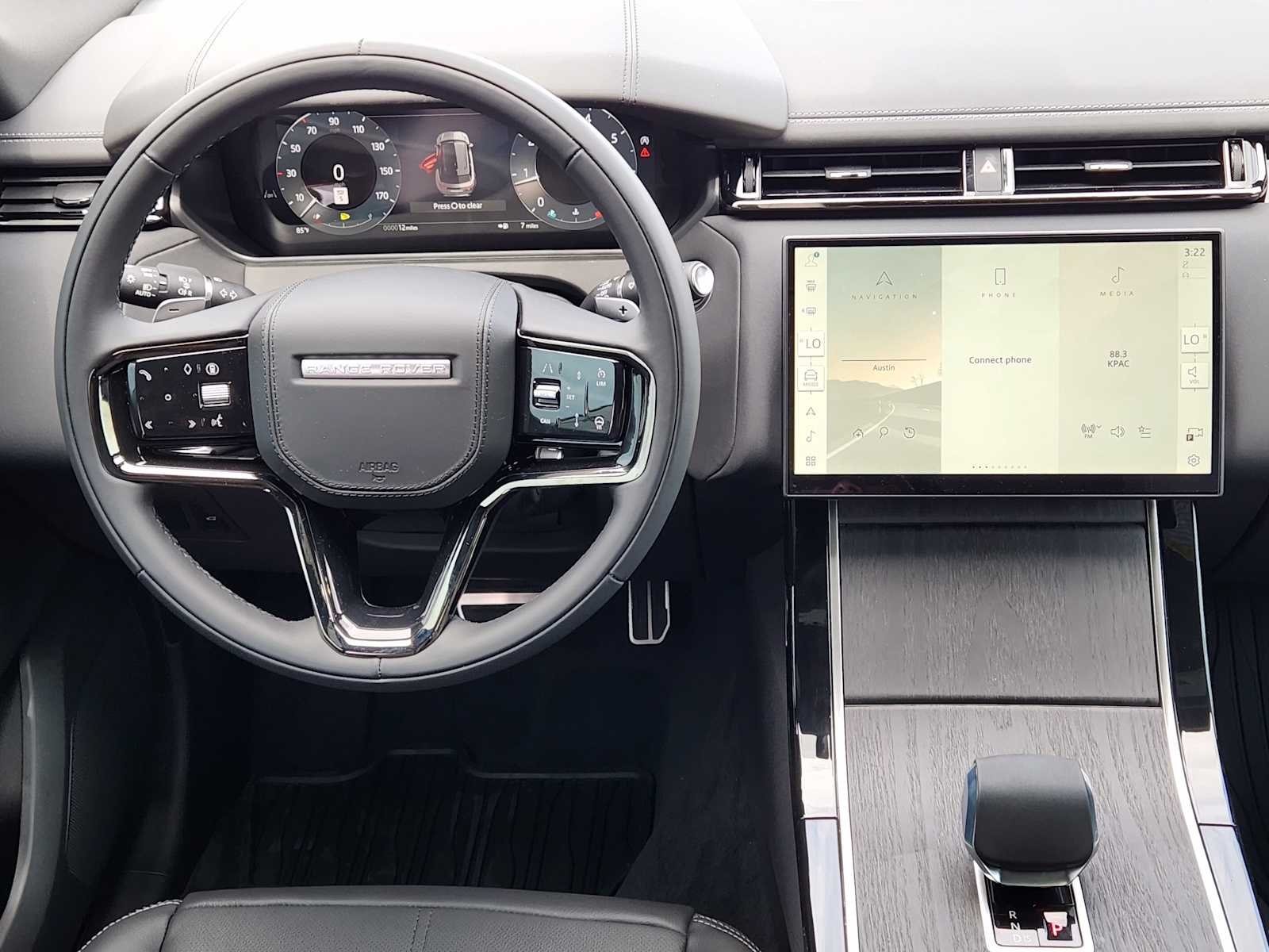 New 2026 Ostuni Pearl White LAND ROVER Belgravia Edition image 26