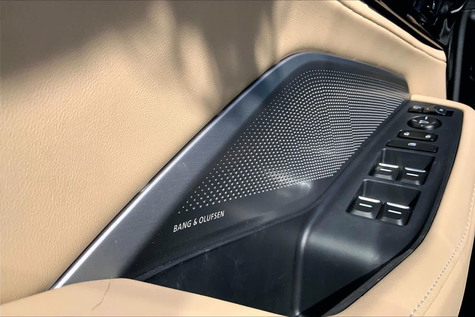 New 2026 Platinum White Pearl Acura w/Technology Package image 17