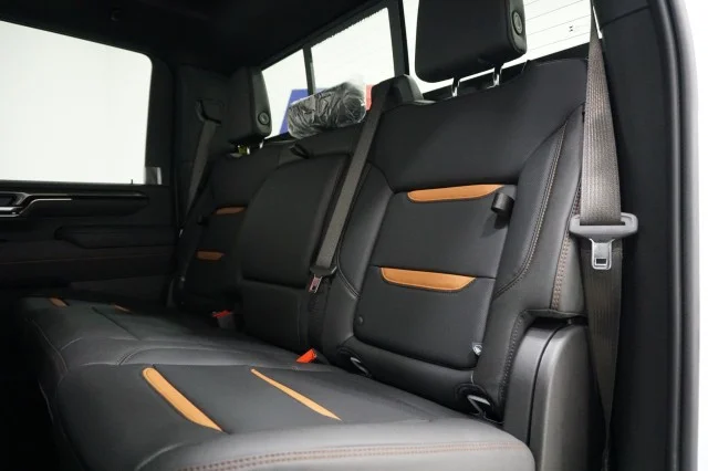 2026 GMC Sierra 2500HD AT4 - Photo 19