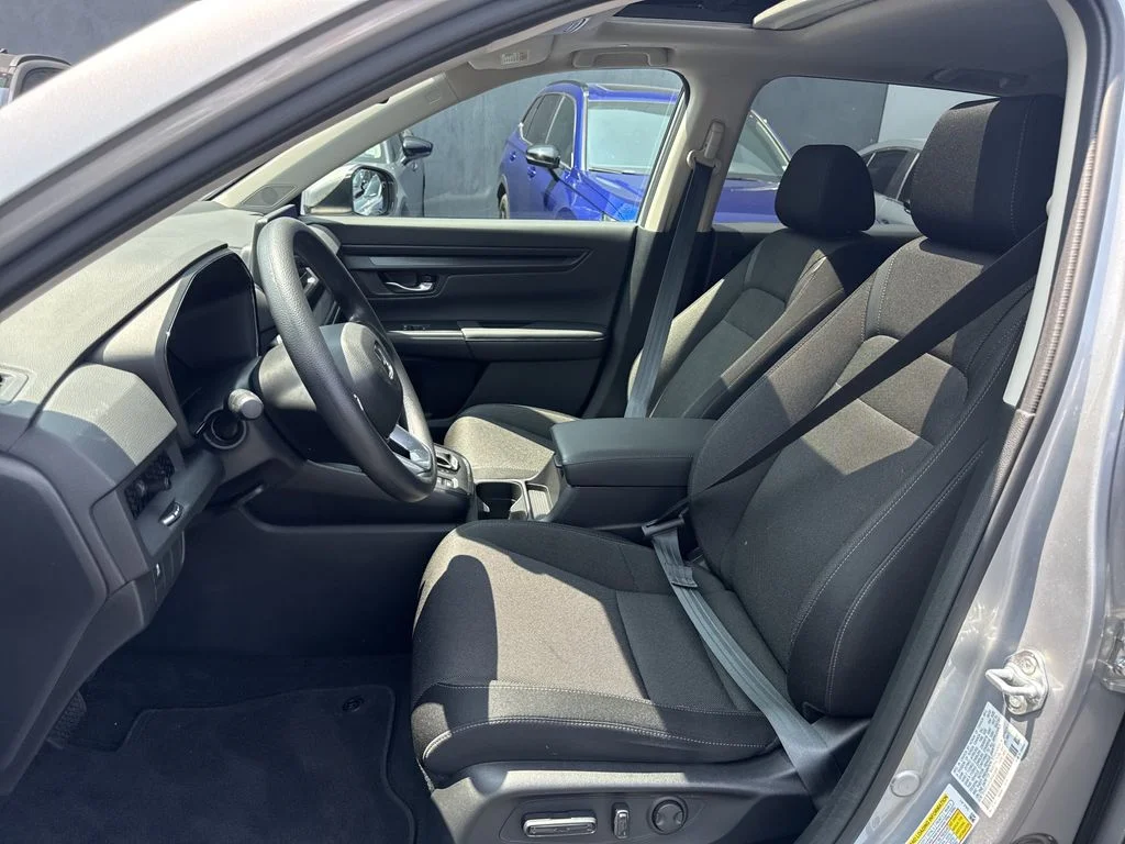 Used 2024  Honda EX image 19