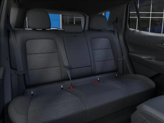 New 2027 Summit White Chevrolet LT image 17