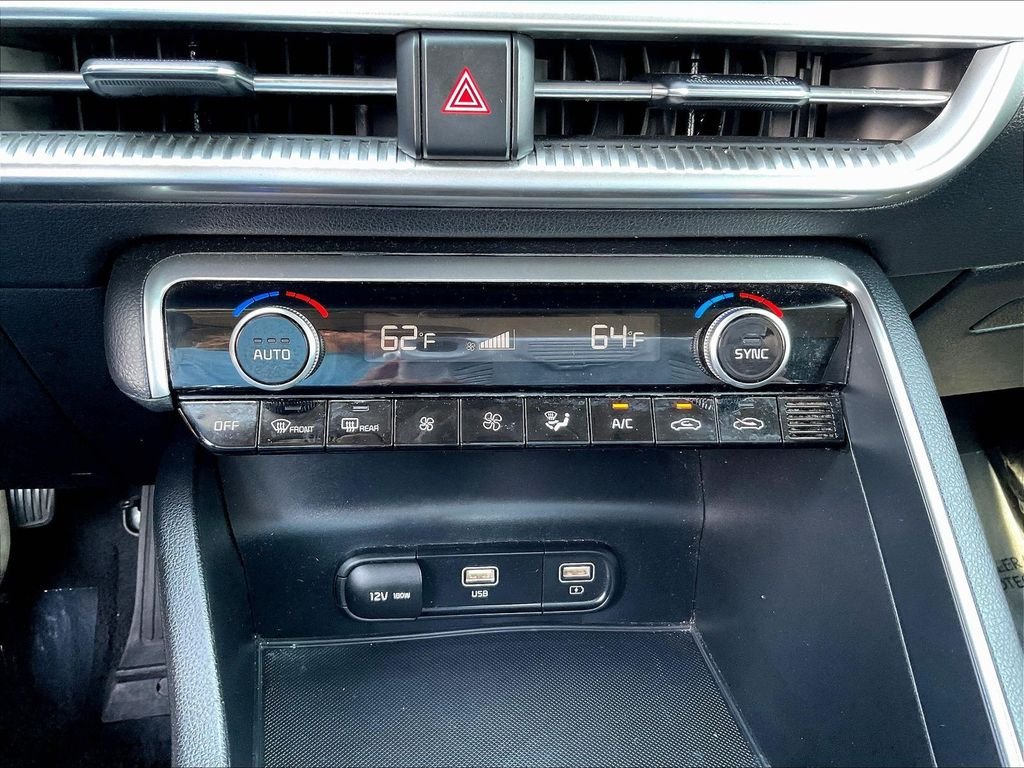 Used 2023 Red Kia LXS image 16