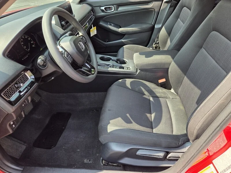 Used 2024 Rallye Red Honda LX image 9
