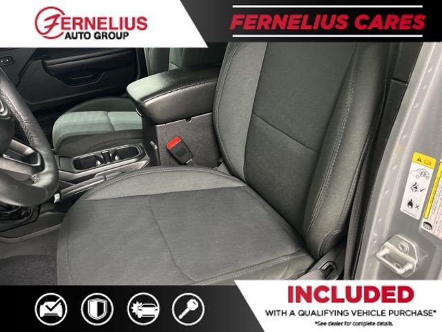 Used 2018 Silver Jeep Unlimited Sport S image 34