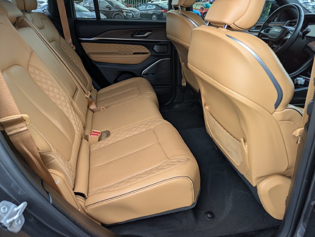 Used 2022 Gray Jeep Summit image 22