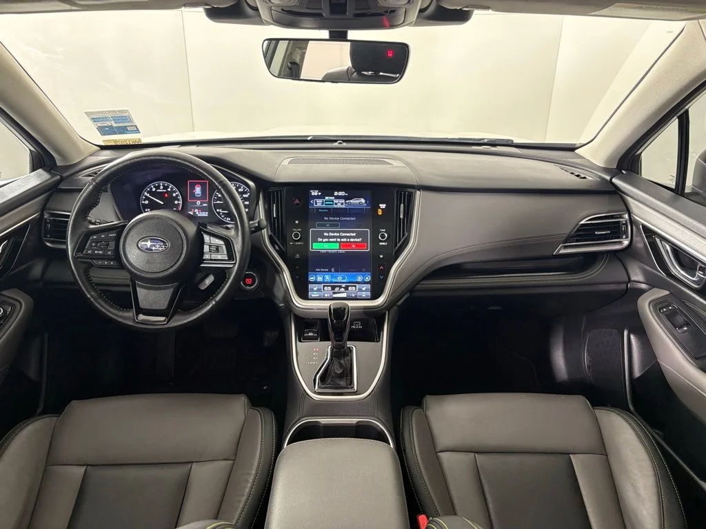 Used 2025 Crystal White Pearl Subaru Onyx Edition image 38