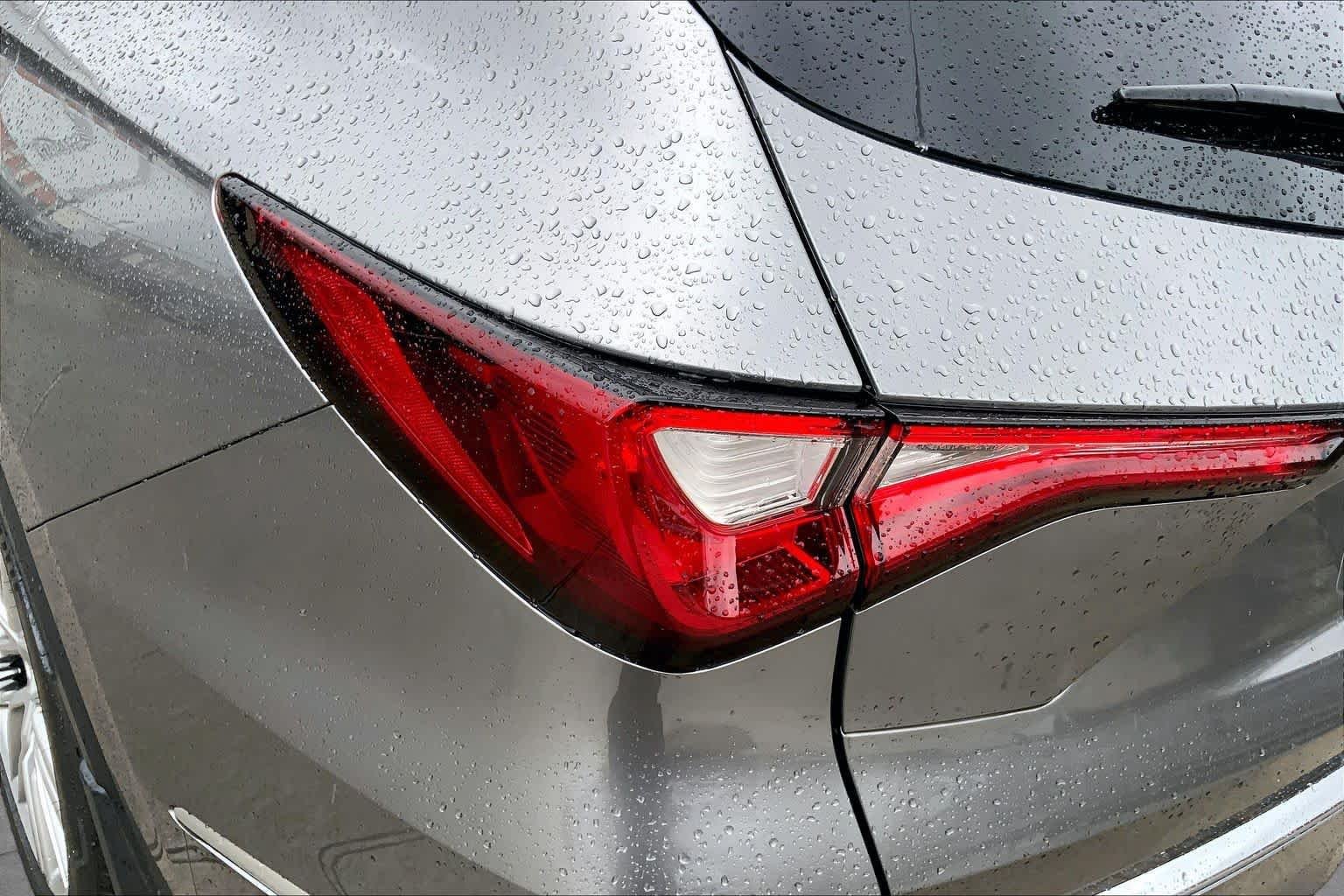 Used 2023 Liquid Carbon Metallic Acura w/Advance Package image 28