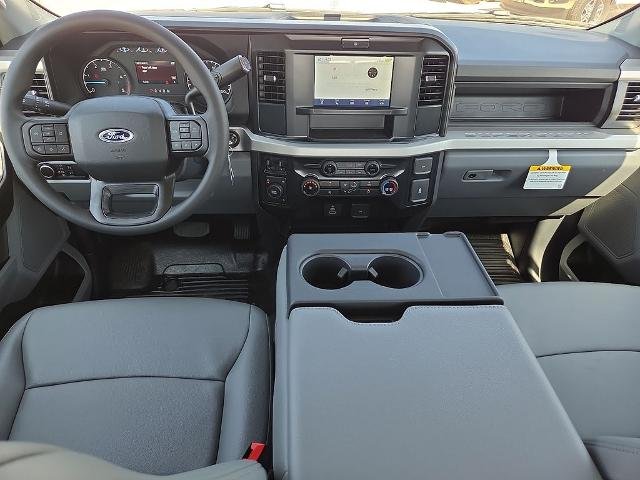 New 2026 Oxford White Ford F-350® XL image 41