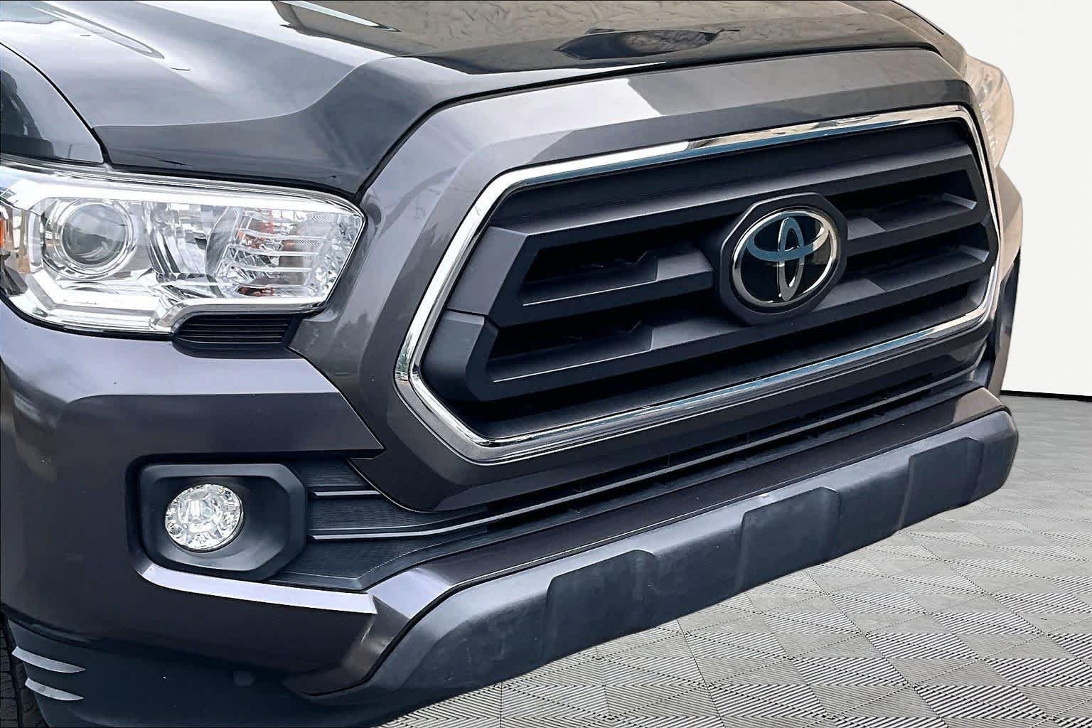 Certified Used 2022 Magnetic Gray Metallic Toyota SR5 image 30